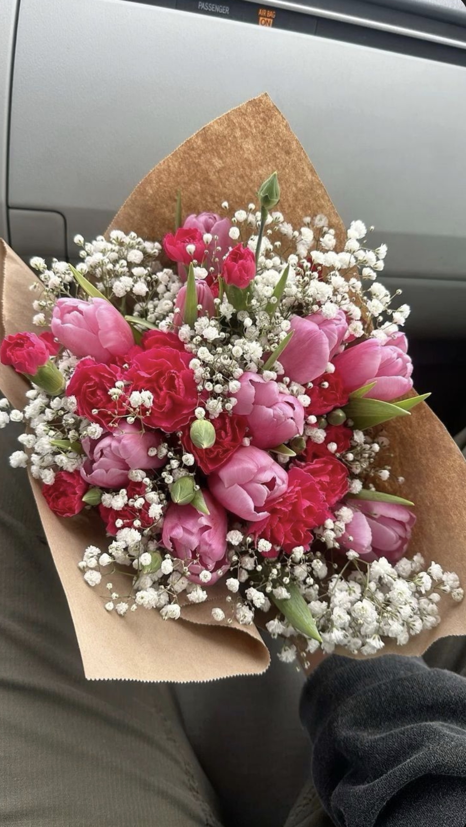 Bouquet arrangement